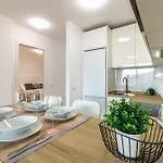 As De Casas - Valdes Center 2 - Cristianos לוס כריסטיאנוס