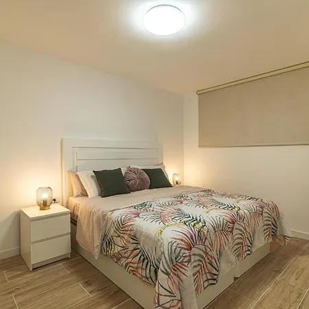 Cristianos - Valdes Center 2 - As De Casas