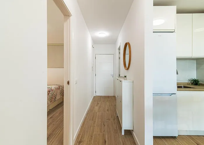As De Casas - Valdes Center 2 - Los Cristianos *