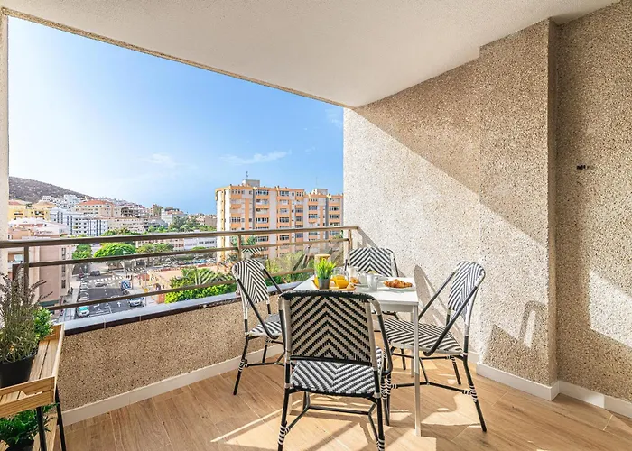 As De Casas - Valdes Center 2 - Los Cristianos